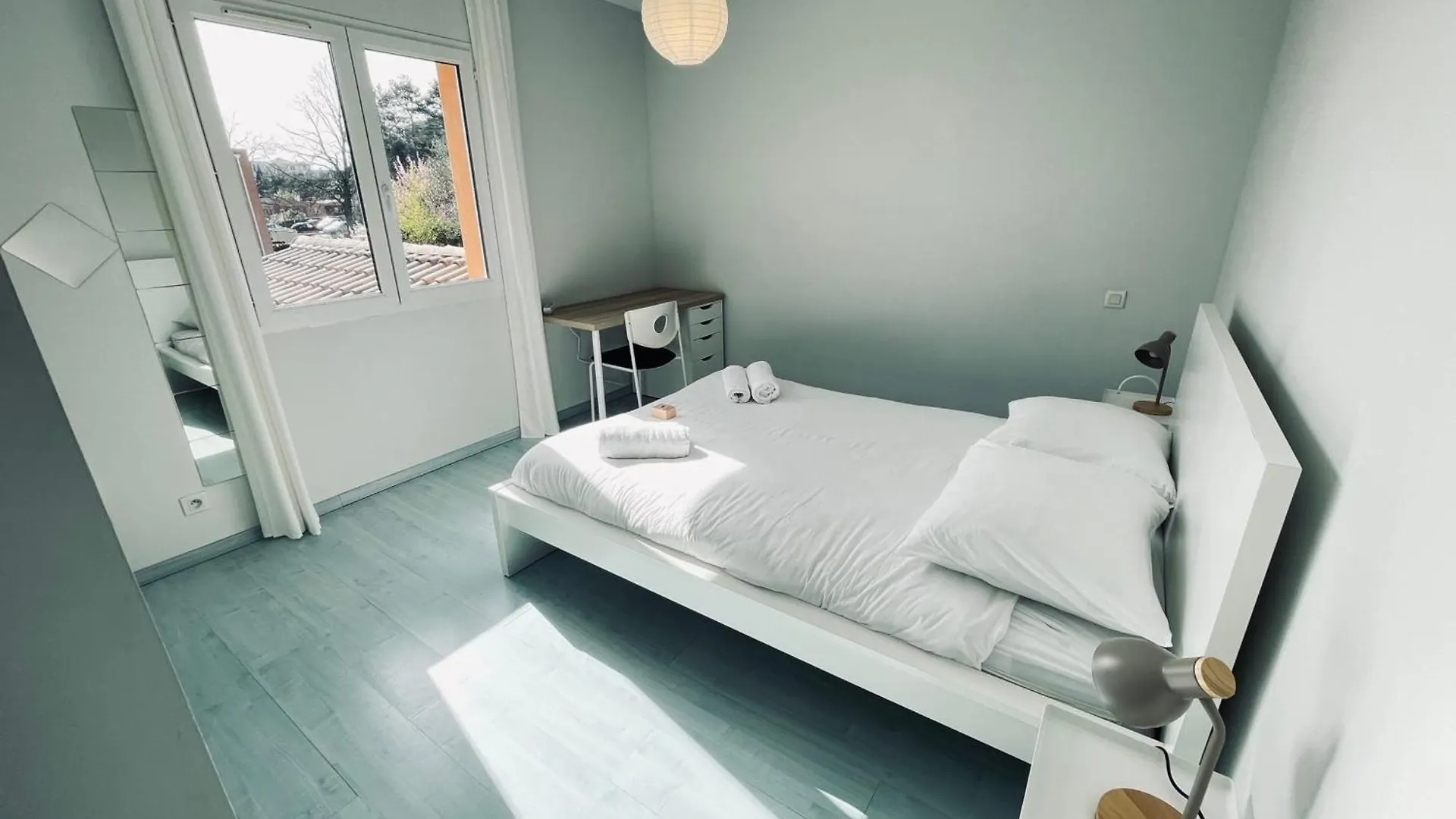Prázdninový dům Spacious House With Large Garden And Swimmingpool Toulouse