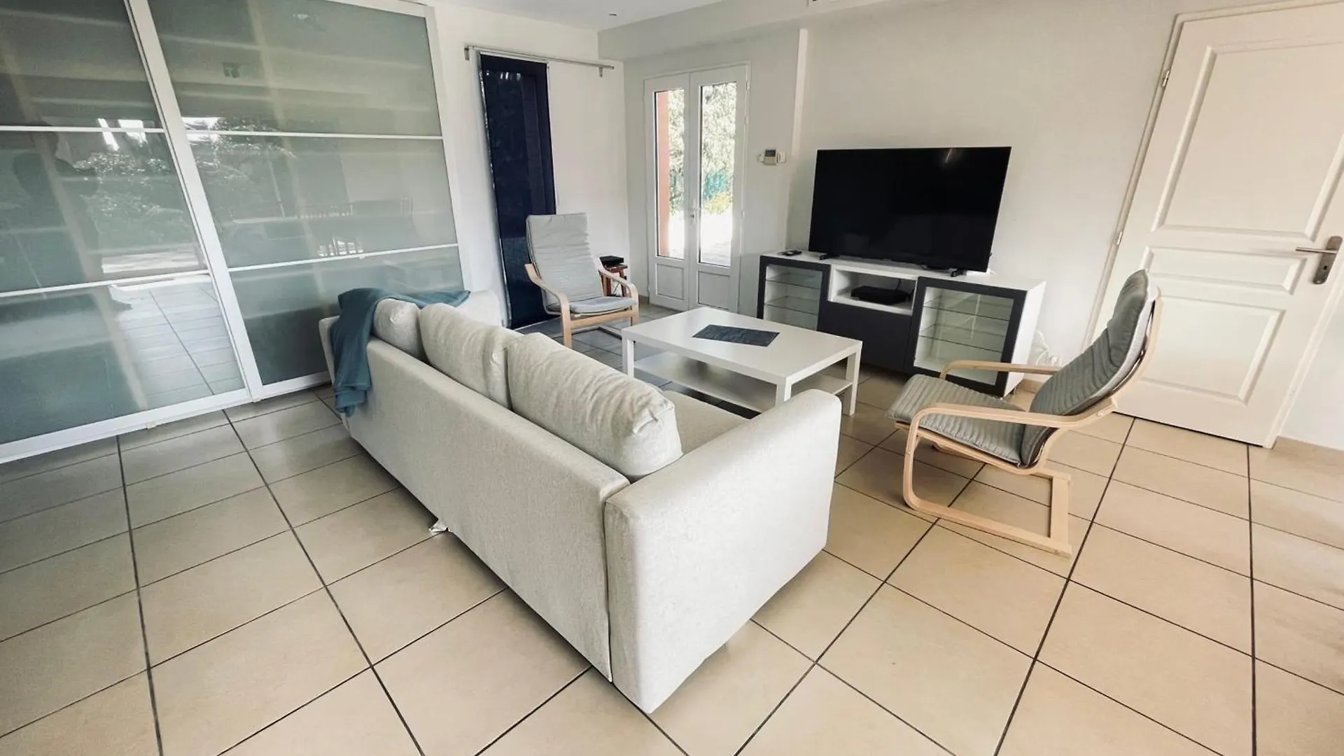 Spacious House With Large Garden And Swimmingpool Toulouse 0*,